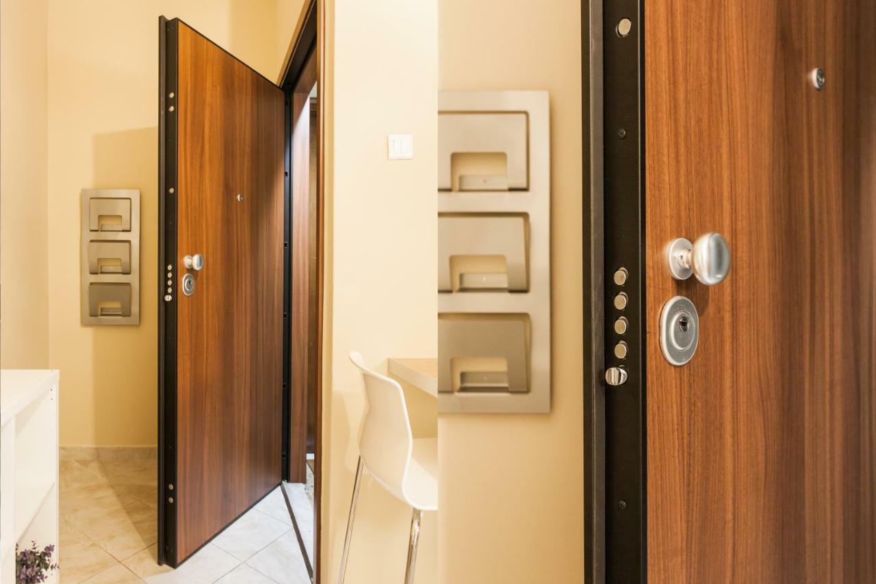 Central, Quiet, Cozy, Very Clean Private Apartment Close To Acropolis Atina Dış mekan fotoğraf